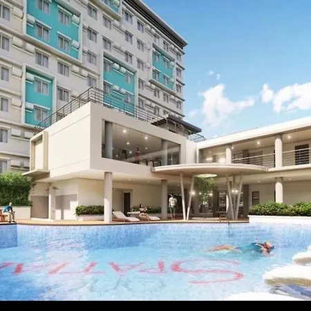 One Spatial Two Bedroom Condominium Unit With Pool And Gym Free Netflix And Wifi Iloilo City Exterior photo