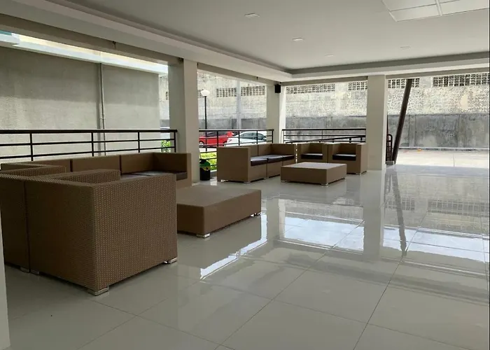 One Spatial Two Bedroom Condominium Unit With Pool And Gym Free Netflix And Wifi